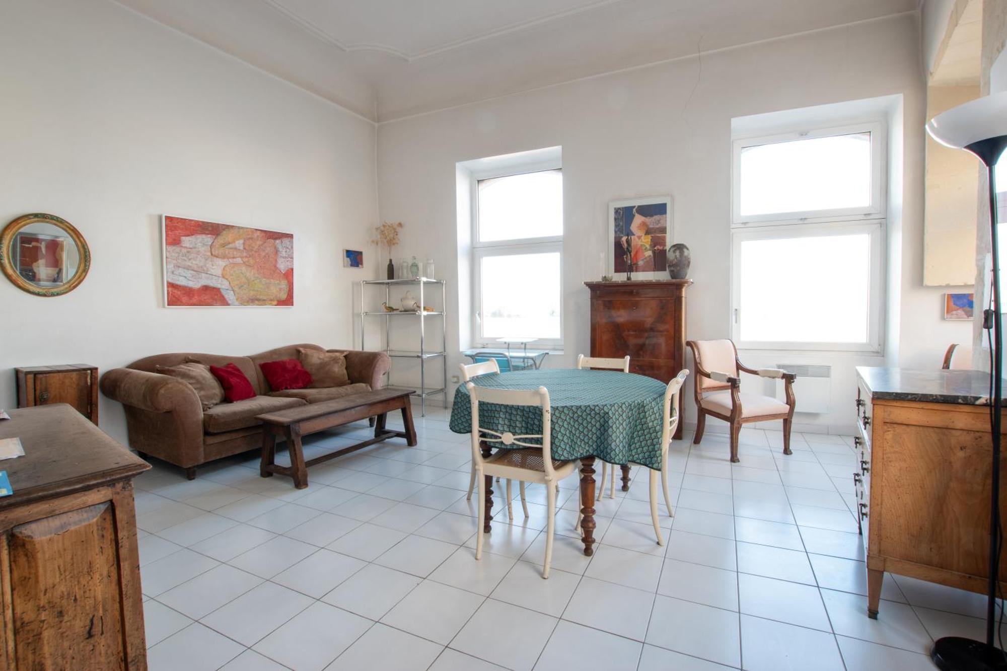 Renne - Vue Imprenable Sur Le Rhone Arles Exterior foto