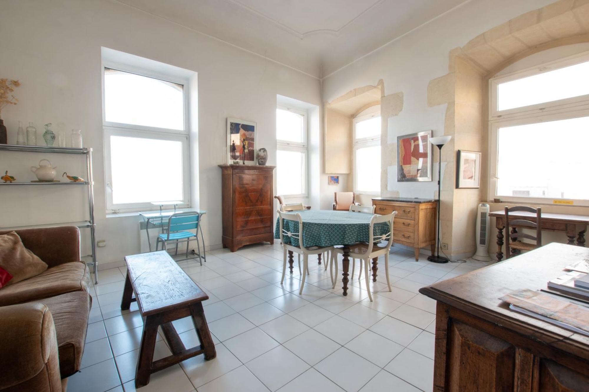 Renne - Vue Imprenable Sur Le Rhone Arles Exterior foto